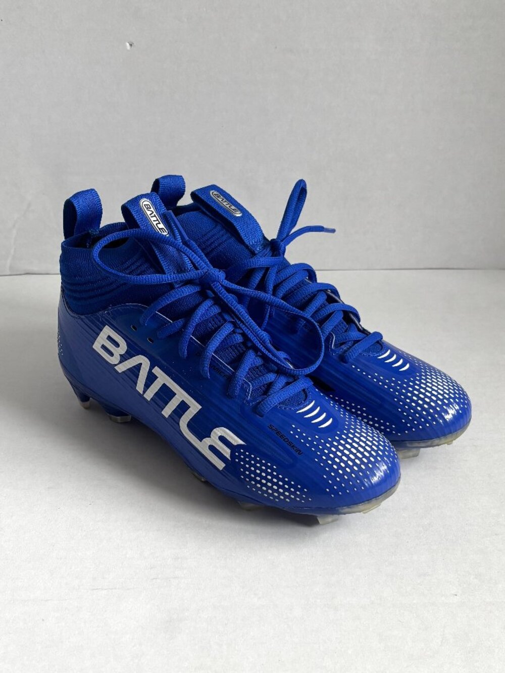 NWOT Battle Astrofly Football Cleats Size M5/W6.5